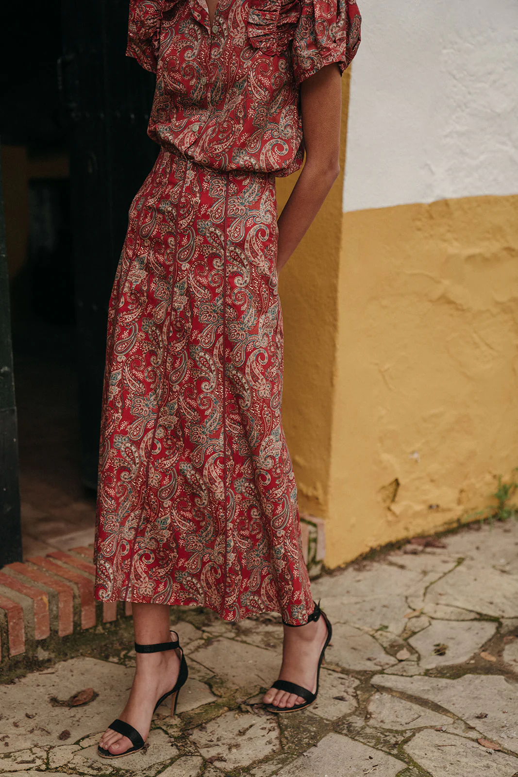 Falda Raiz - Image 4